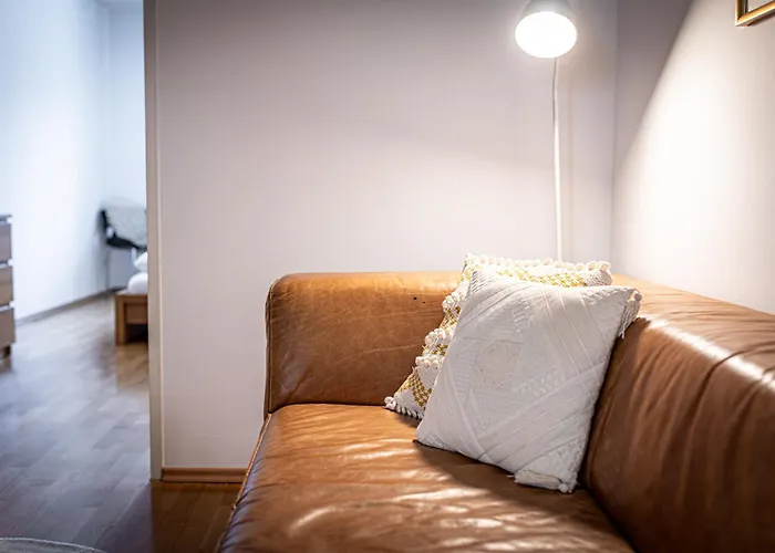 Apartman Genuine By Jr