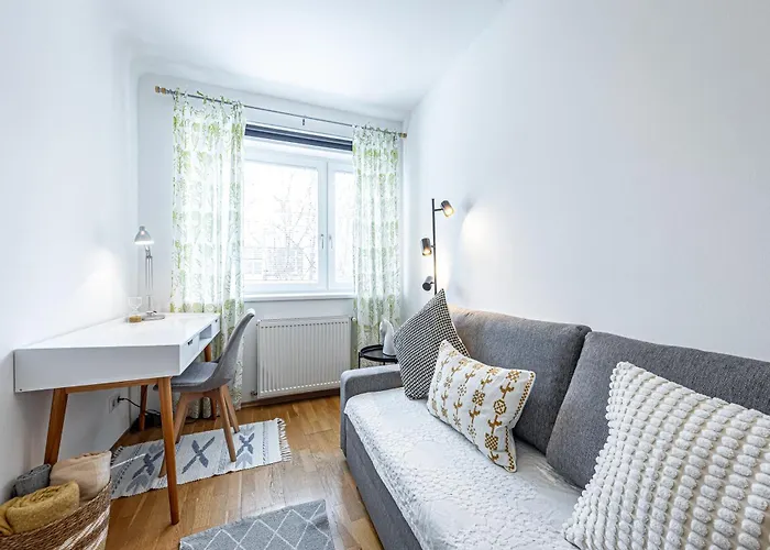 Genuine By Jr Apartment *